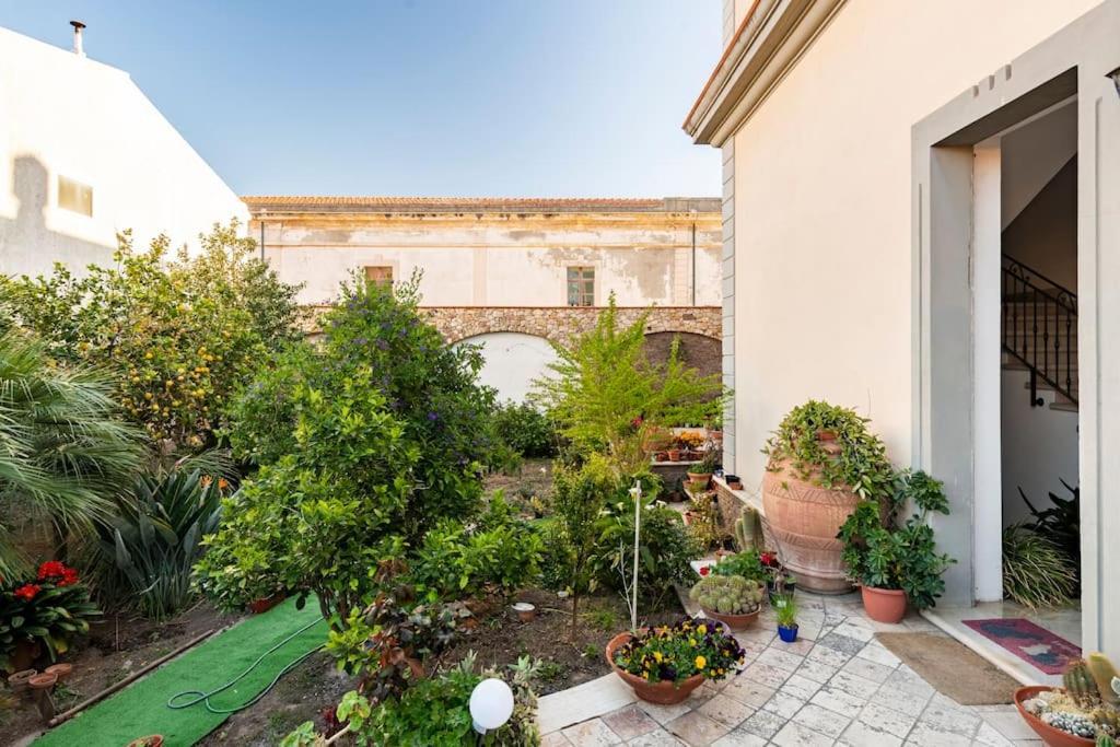 Bed and Breakfast A Casa Di Gi Porto Torres Exterior foto